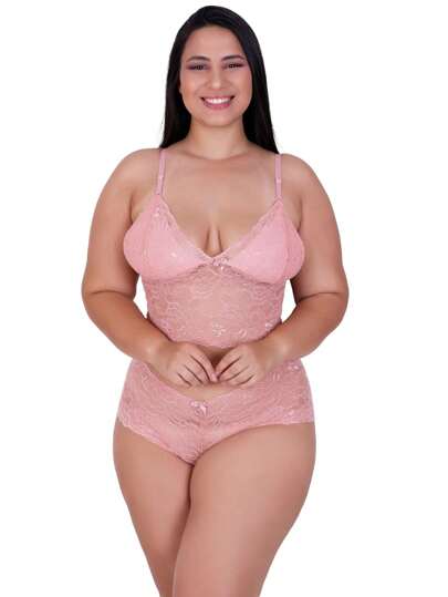 Conjunto Lingerie Plus Size De Renda Cropped e Calcinha Short Sexy